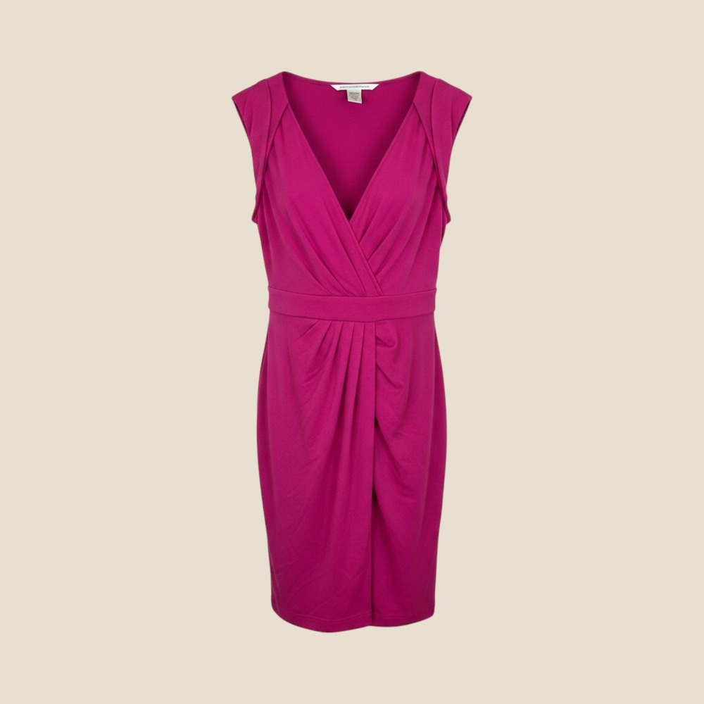 Diane von Furstenberg Magenta Pink 100% Wool Draped V-Neck Sheath Dress Size 8